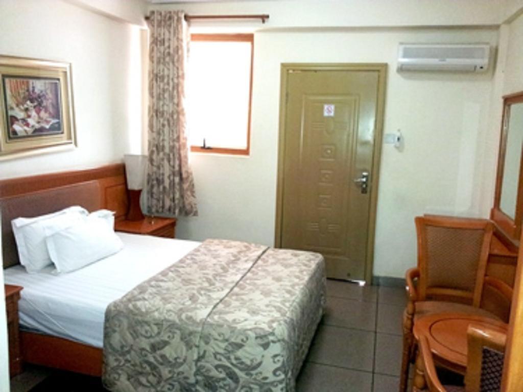 Sunset Hotel Kumasi Værelse billede